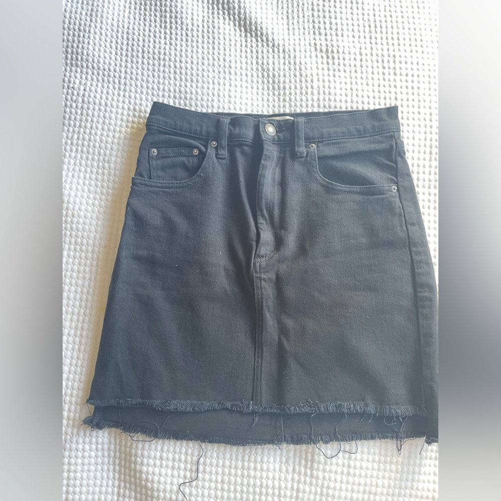 SOLD - Aritizia  black denim skirt.
